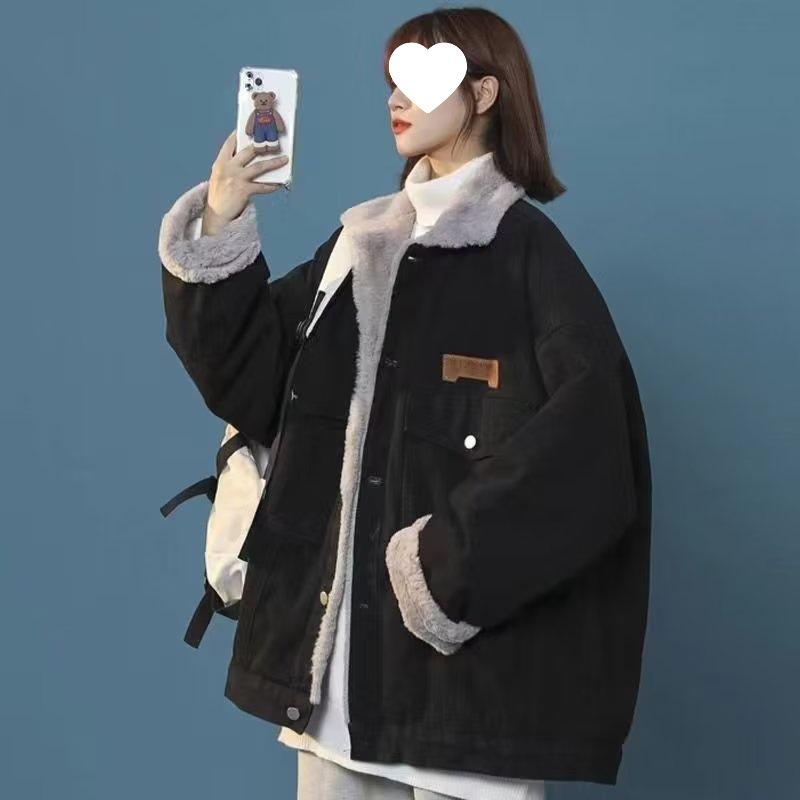 Женская джинсовая куртка из овечьей шерсти в гонконгском стиле 2024 года: Толстое, свободное, теплое зимнее пальто