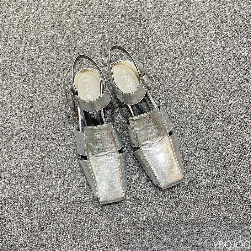2025 новые летние сандалии с вырезами для женщин, модные универсальные серебристые туфли на массивном каблуке, роскошный дизайн, ремешок с пряжкой, туфли-слингбэки
