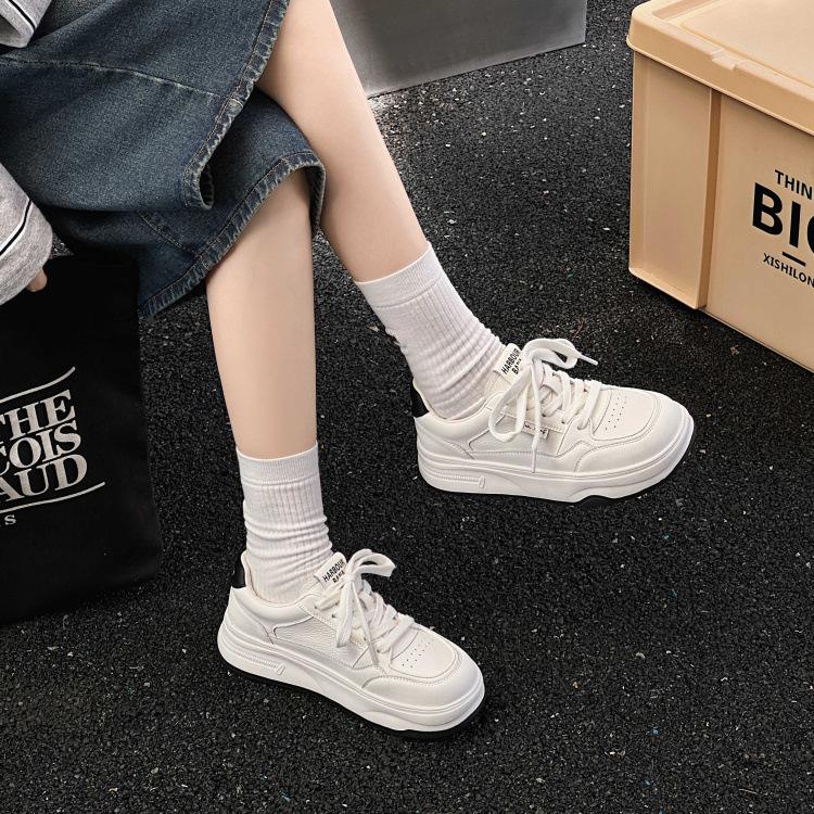 Platform White Shoes Women's Autumn New Leather Versatile Sports and Leisure Shoes Comfortable Soft Sole Lightweight Board Shoes
