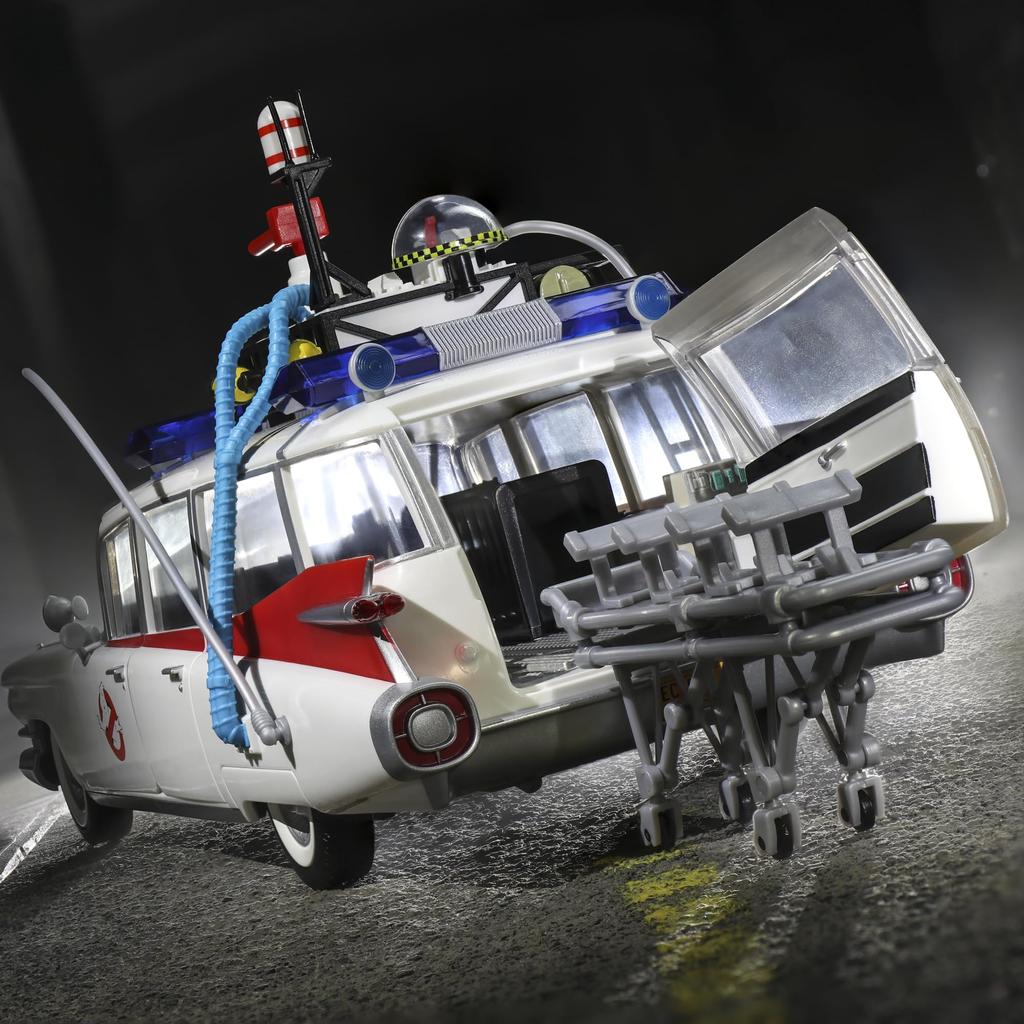 Ghostbusters Plasma Series Масштаб игрушечных машинок Ages Ecto-1 (1984) 118 14+ (Эксклюзив Амазонки)