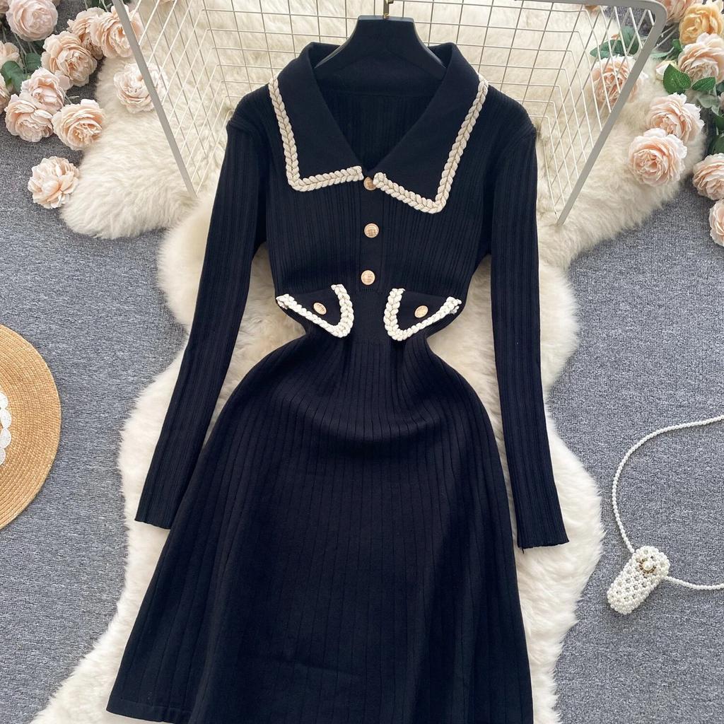 Knitted dress Women Autumn and Winter New High Sense Chic Waist Hugging Slimming Temperament Lapel Sweater Dress
