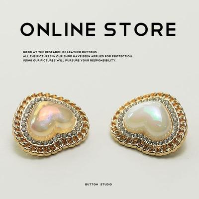 Знаменитый стиль Love Belt Diamond Ab Цветные пуговицы Блейзер Меховое пальто Свитер Металлические пуговицы