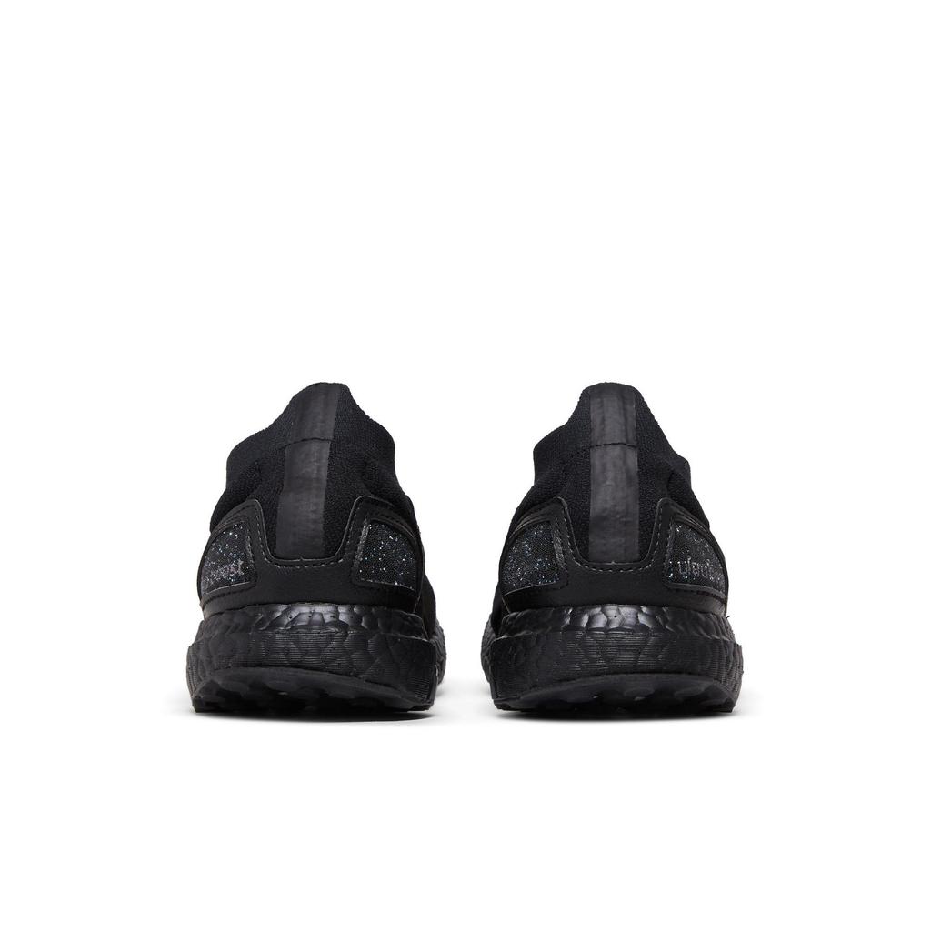 adidas Женские UltraBoost Slip- DNA 'Triple Black' (женские размеры) Беговые кроссовки Core Black / Core Black / Core Black GZ2640