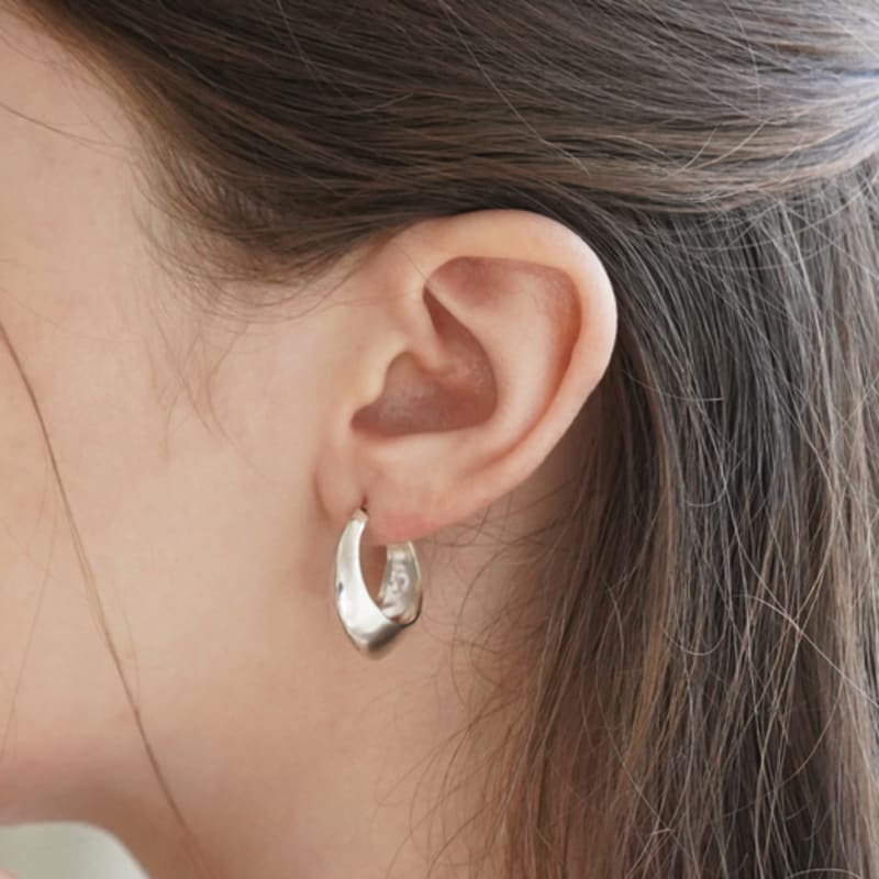 cotoit Big Shell Earrings