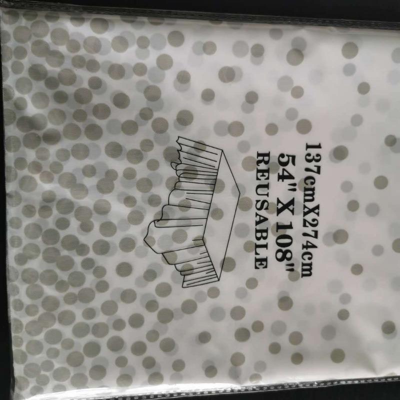 Polka Dot Party Tablecloth PEVA Waterproof and Oil-proof Disposable Party Tablecloth Party Tablecloth