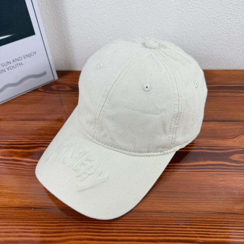 Cotton Baseball Cap With Emblem Design For Spring Sun Fashionable Protection