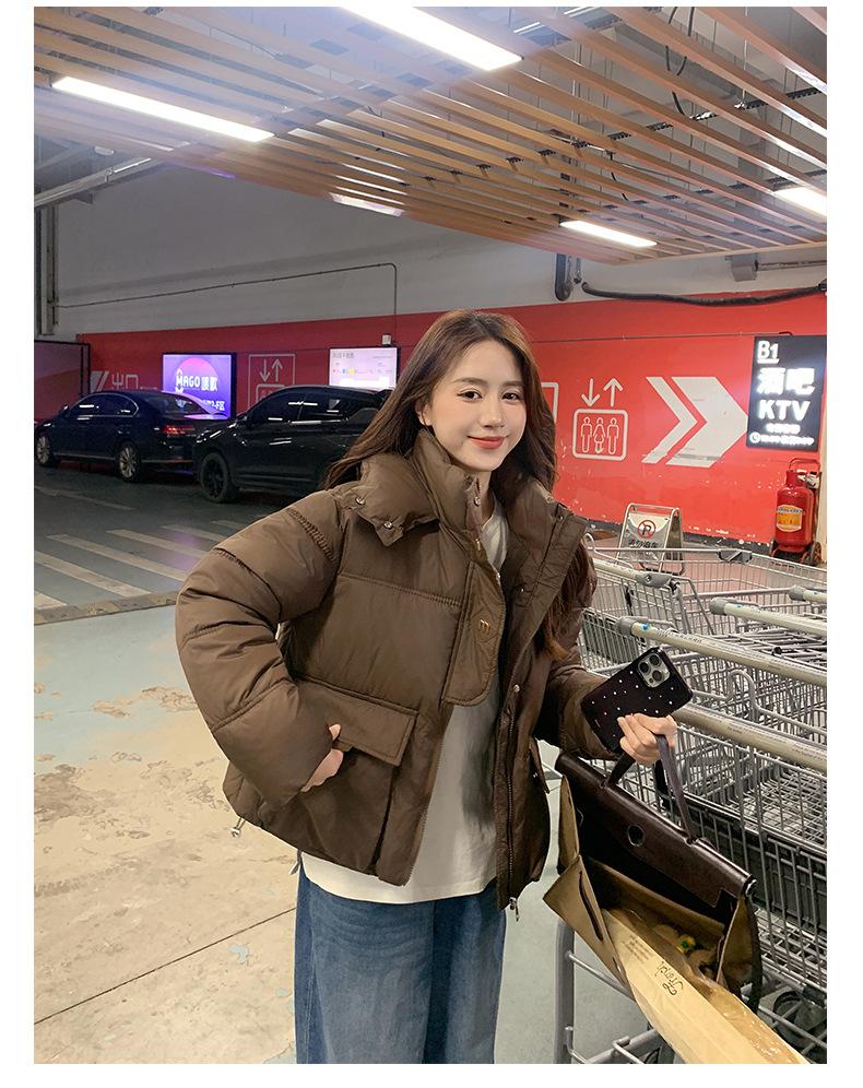 Женская короткая ветрозащитная теплая зимняя куртка с капюшоном и рукавами реглан