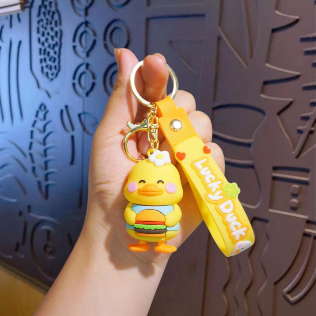Очаровательный брелок-утка: Мягкий резиновый брелок-персонаж животного для сумок, автомобилей и многого другого