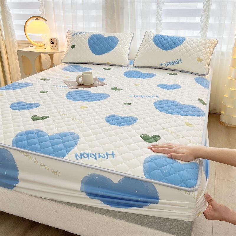 Антибактериальный комплект из трех предметов из хлопка и сэндвича. Утолщенное хлопковое покрывало, матрас с хлопковым нескользящим защитным чехлом Simmons.