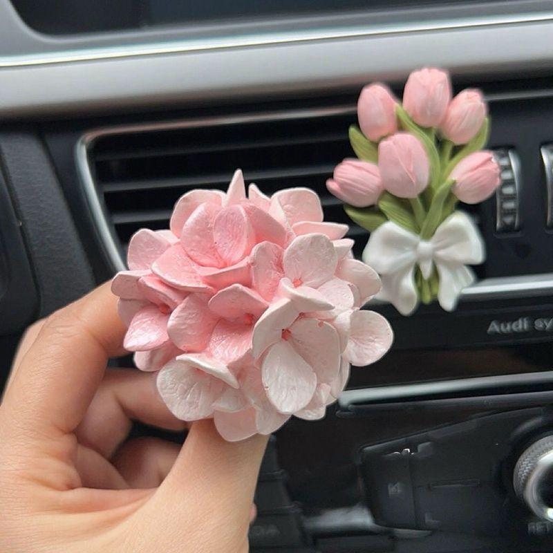 Tulip Car Fragrance Diffuser Stone with a High-End Floral Design for Car Air Vent Decoration and Interior Ornament