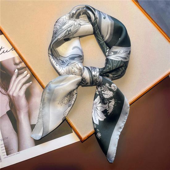 70 * 70cm New Silk Small Square Scarf For Women'S Neck Protection Professional Scarf Versatile Hair Tie Headscarf Scarf