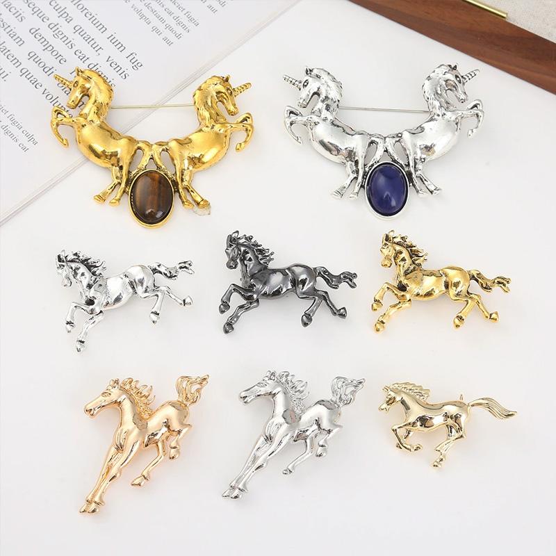 1Pc Zinc Alloy Fresh Metal Brooch Gift Cloth Decoration Exquisite Horse Brooch