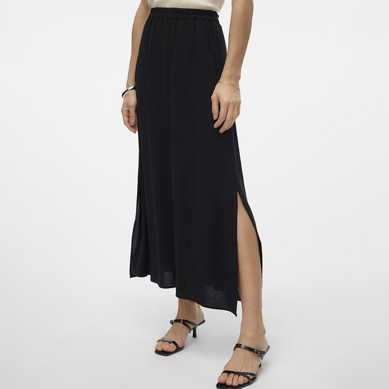 Длинная черная струящаяся юбка с разрезом Женский VERO MODA