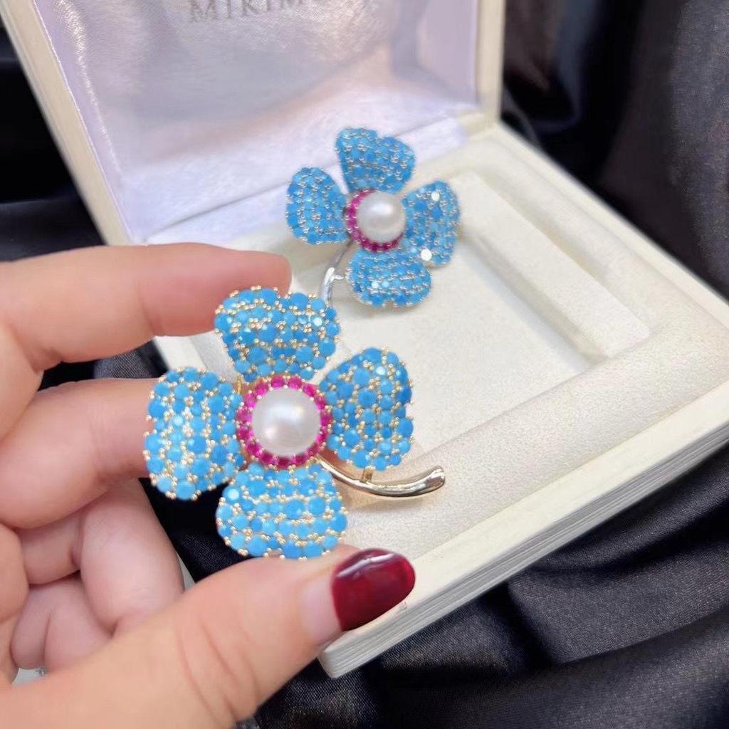 Синяя брошь-корсаж в виде четырехлистного клевера: Элегантная брошь-цветок и зажим для кардигана