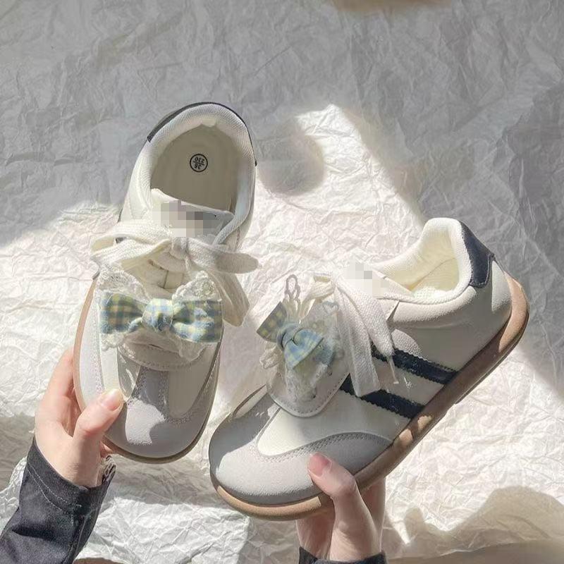 Новые универсальные нишевые кеды женские осенние на платформе белые туфли студенческие повседневные женские