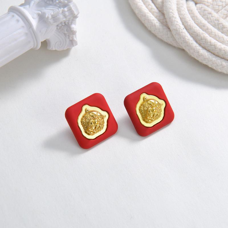 Tiger Avatar Geometric Square Earrings Retro Texture Stud Earrings Personalized Simple Fashion Earrings