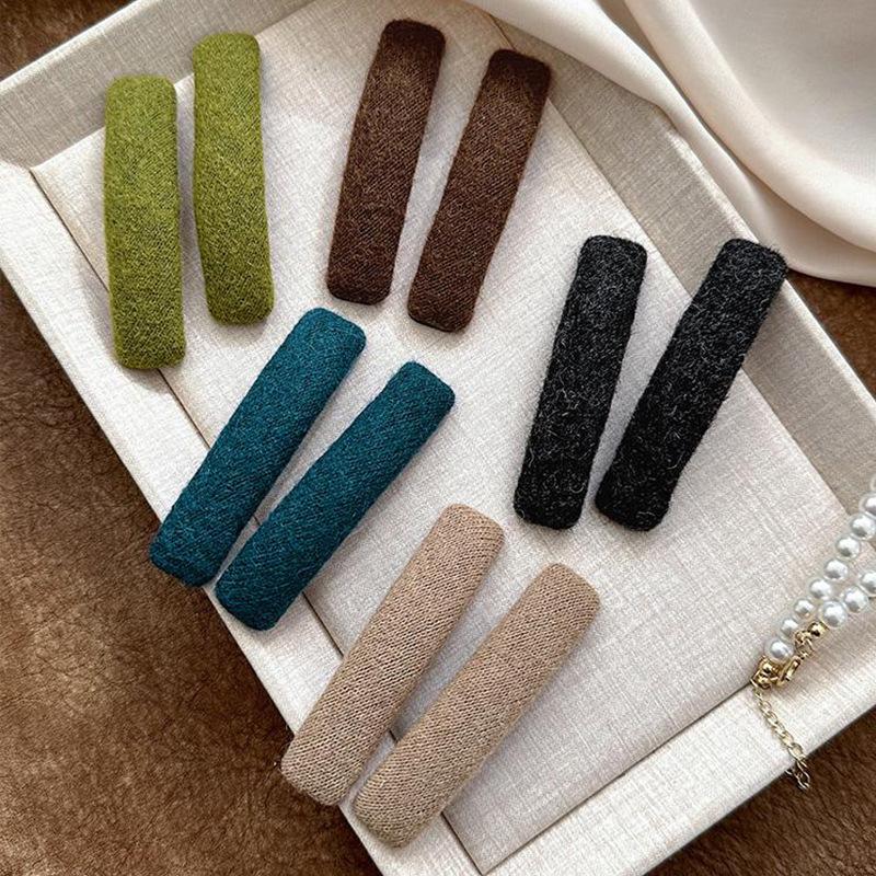 2Pcs Korean Elegant Woolen Hair Clip Simple Style Bb Clip Solid Autumn And Winter Hair Accessories