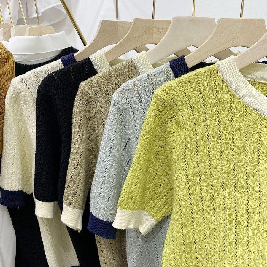 Летняя полая трикотажная рубашка из ледяного шелка с круглым вырезом, свободная внутренняя рубашка соответствующего цвета, контрастный дизайн, футболка с короткими рукавами, женский топ