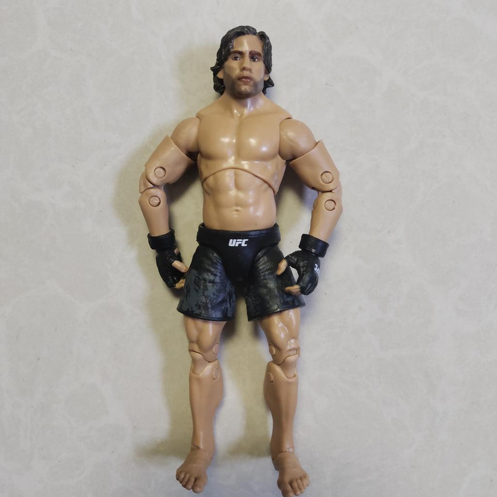 Официальные шарнирные фигурки бойцов и рестлеров AEW, UFC, WWE, высотой 16 см, официальные коллекционные игрушки и украшения для рабочего стола