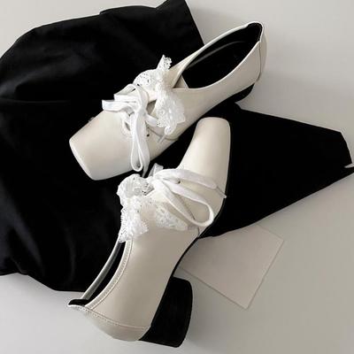 Новые Летние Элегантные Женские Повседневные Балетки с Квадратным Носком Белые Туфли-Лодочки на Среднем Круглом Каблуке на Шнуровке для Офисной Леди Chaussures Femme