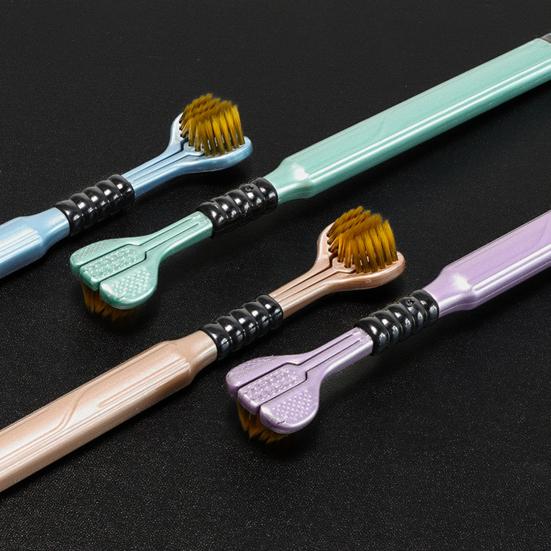 2 шт. трехсторонняя зубная щетка с мягкой щетиной и эргономичной ручкой для взрослых, портативная зубная щетка для путешествий