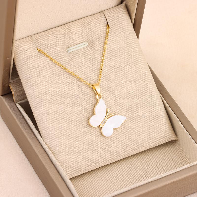 Temperament Elegant White Butterfly Pendant Necklaces For Women Korean Fashion Sweet Sexy Stainless Steel Female Clavicle Chain