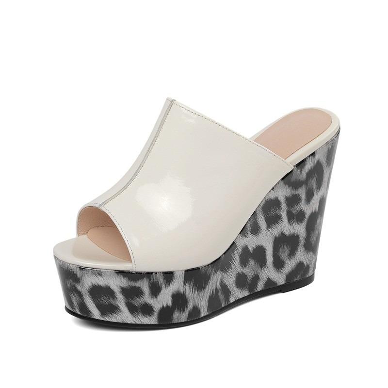 Мода 2025 Лето Новинка Леопардовый принт Клиновидные Босоножки с ремешками Женские Чувственные Глянцевые Модные Тренд Обувь