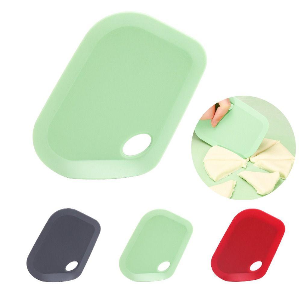 Green Red Black Dough Scraper Home Kitchen Food Scrapers Plastic Dough Cutter  Bread Cake Fondant