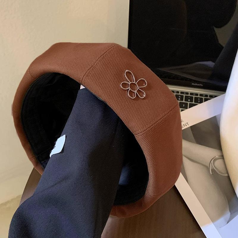 Осенне-зимние шляпы для женщин, корейский стиль, модная шляпа-бутон цветка, большой обхват головы, подчеркивающая лицо, маленькая, ретро, литературная, универсальный берет