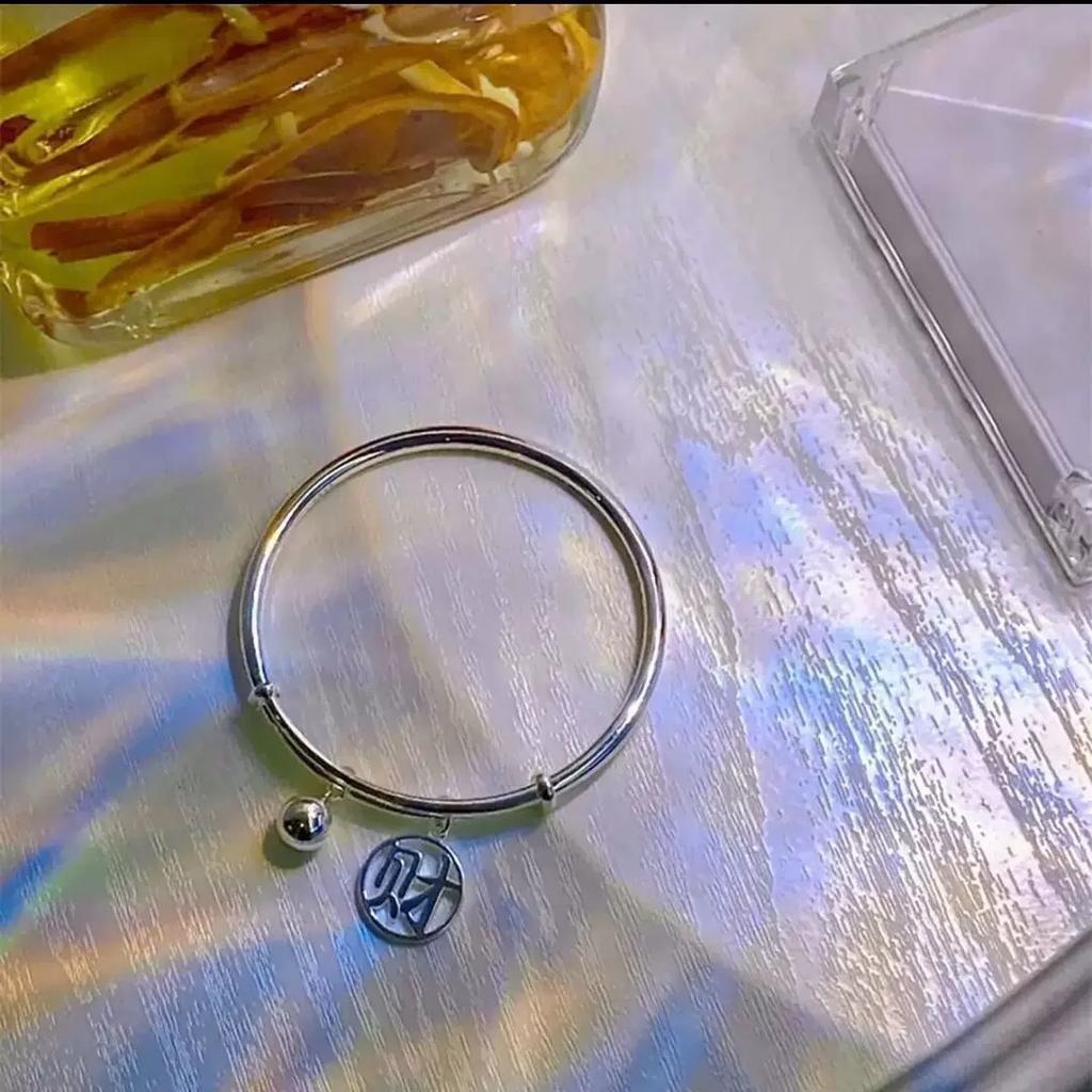 Хит продаж Браслет «Беглянка-принцесса» Высококлассный Легкая роскошь Нишевый дизайн Серебряные украшения с бантом и колокольчиком для женщин