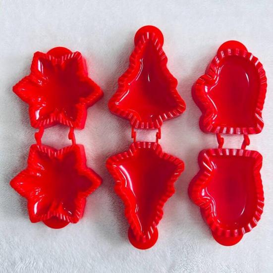 3 Pcs/Set Biscuit Molds Christmas Food Grade Different Shapes Non-stick Easy Release Dough Presser Pocket Hand Pie Molds Holiday Cooking Tool