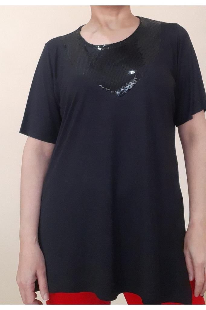 Женская стильная футболка большого размера Черная футболка из чесаного хлопка и вискозы с пайетками, деталь спереди спереди