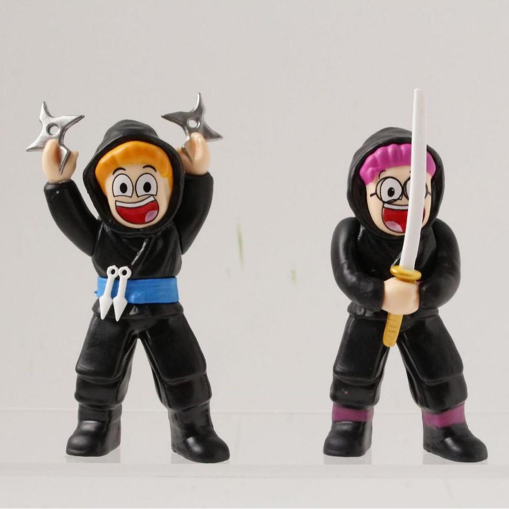 99 ночей в лесу: Игрушка-кукла Roblox 'Олень'