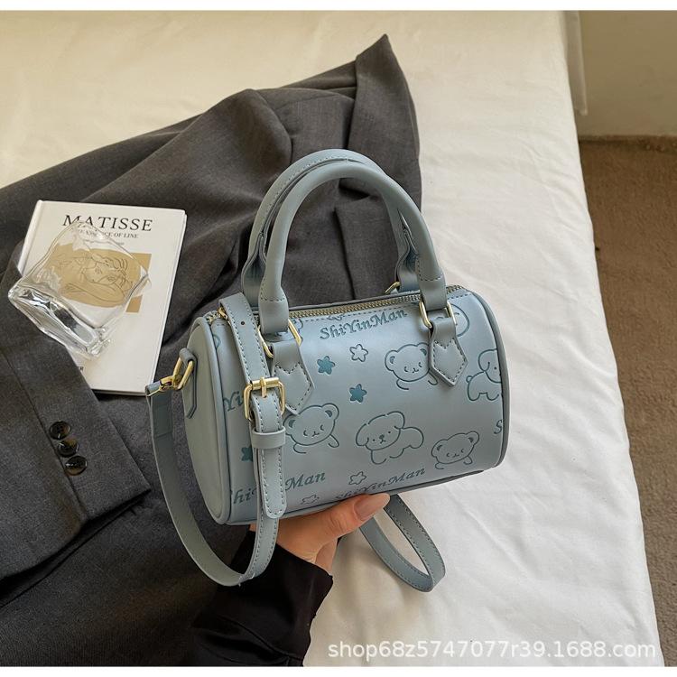 High-end Texture Small Bag Women's 2025 New Summer Popular Versatile Crossbody Bag Fashionable Super Hot Hand-to-hand Pillow Bag