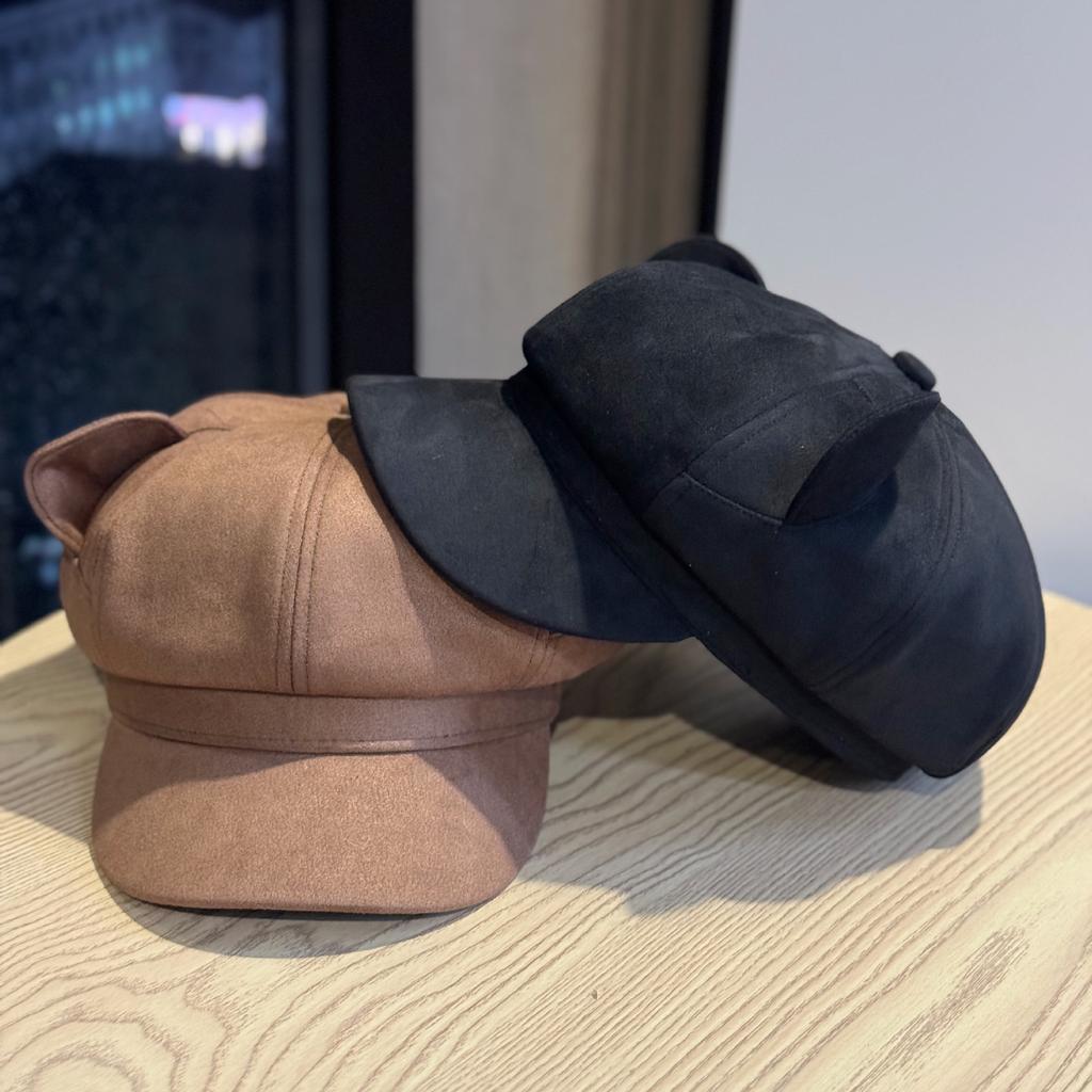 New autumn and winter flocked fabric cat ear octagonal hat for women, sweet and unique, makes the face look smaller, versatile duckbill artist hat