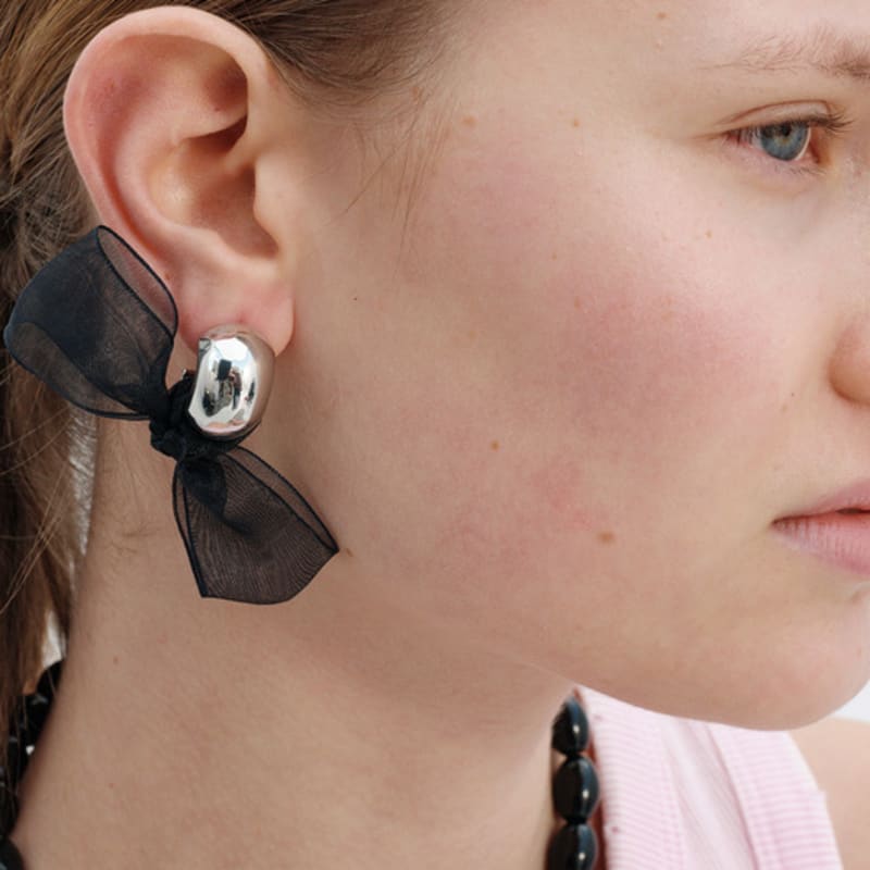 MONDAY EDITION Ribbon Earrings