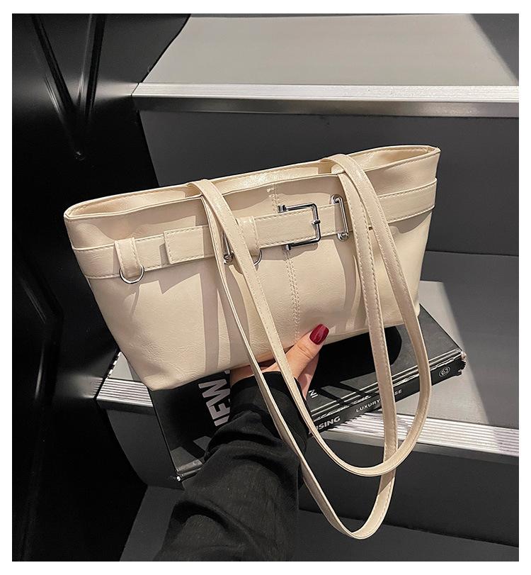 Женская ретро-сумка-тоут большой вместимости - Осень/Зима 2025 Универсальная сумка на плечо и подмышку для моды и поездок на работу