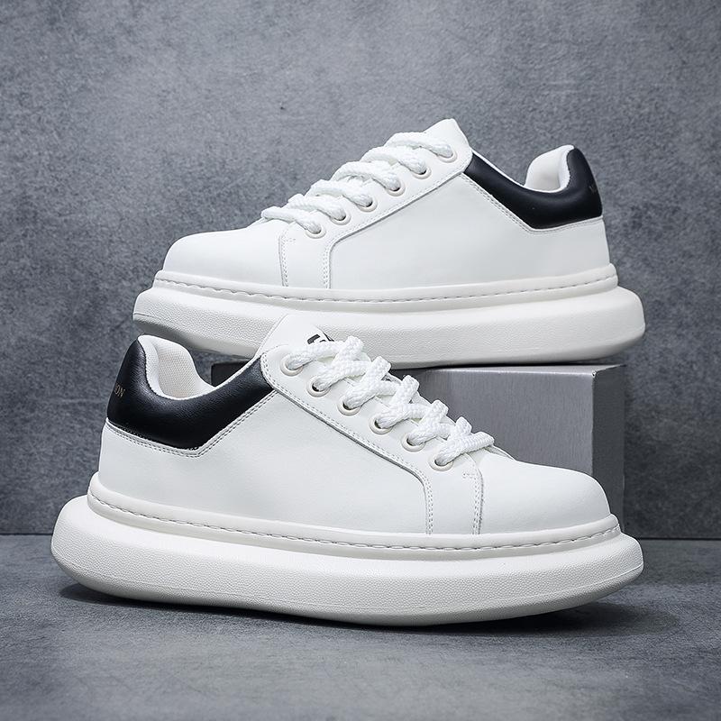 Мужская обувь 2025 года, новые ретро-туфли белого цвета, простые и универсальные туфли на платформе, увеличивающие рост, спортивная и повседневная обувь, хлебные туфли
