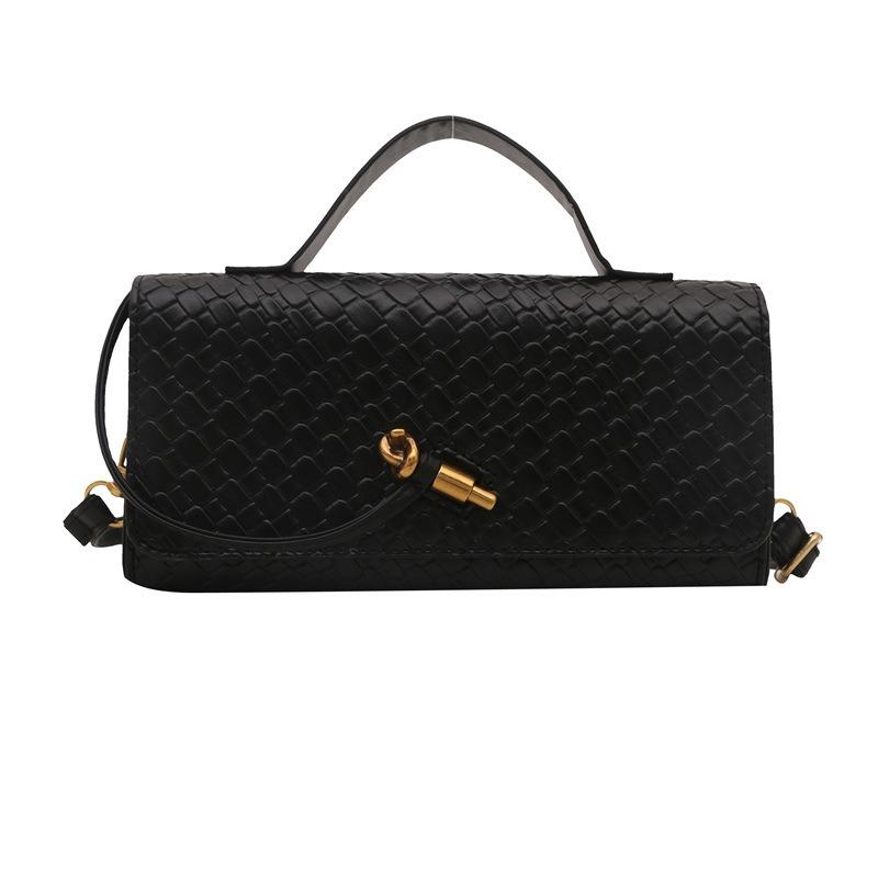 Spring and Summer New Woven Soft Leather Dinner Bag Medieval Baguette Bag Organ Bag Horizontal Portable Messenger Bag Women