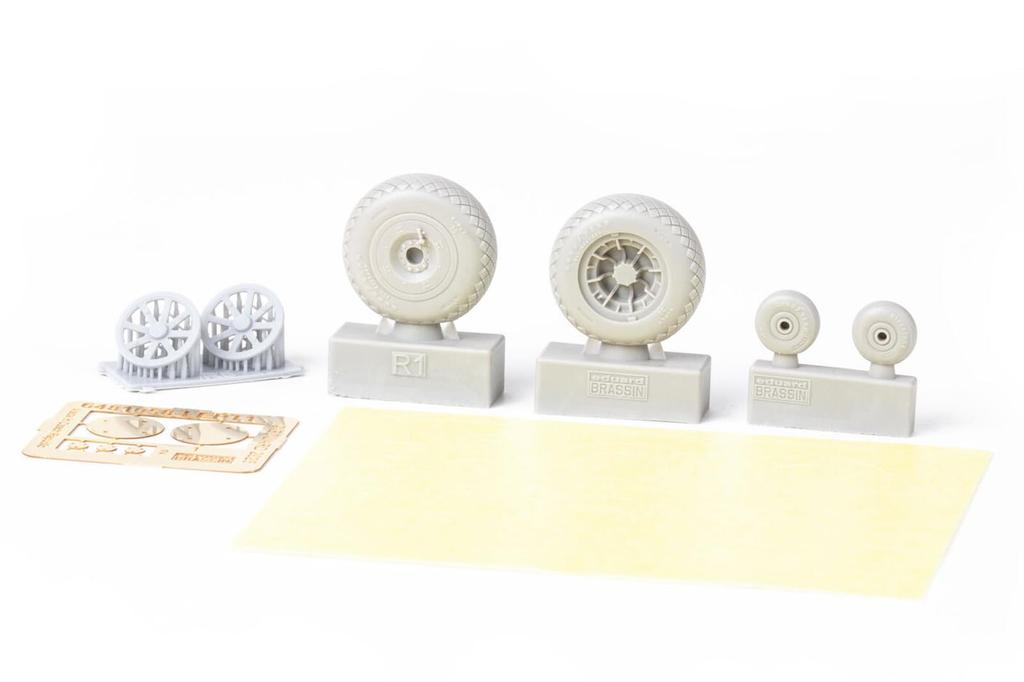 Eduard 1/48 Brassin P-40E Wheels with Diamond Treads (for Eduard) Plastic Model Parts EDU6481057 (Airplane)