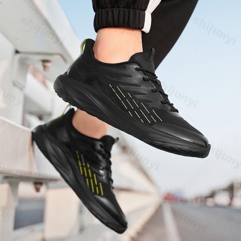 Fashion 2025 Summer Style Comfortable Soft Soled Men's Casual Shoes Fashion Trend Mesh Breathable Lightweight Non slip Lace-up Sneakers