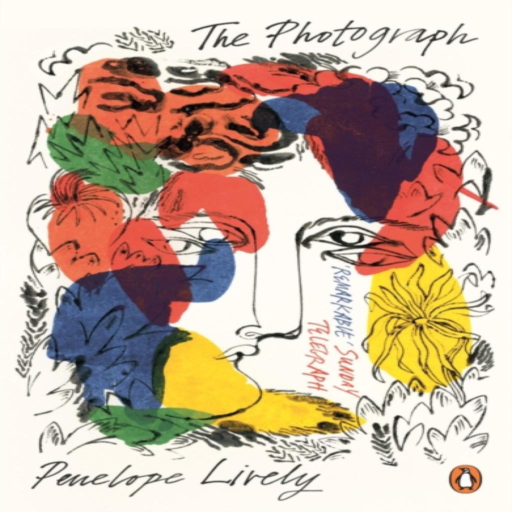 The Photograph by Penelope Lively Paperback Book 9780241986486