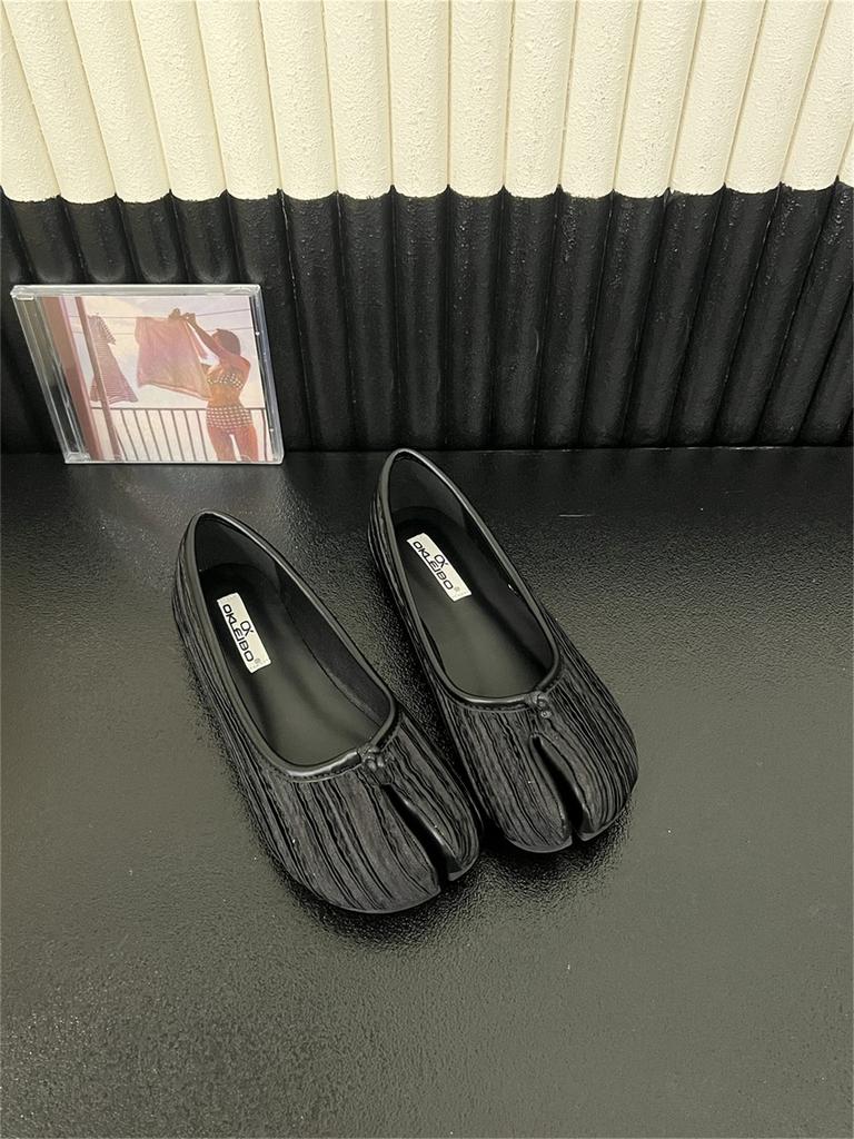 Модные новые кожаные туфли на плоской подошве с раздельным носком, женские туфли на плоской подошве, удобные туфли на плоской подошве, женские мокасины с ремнем на щиколотку