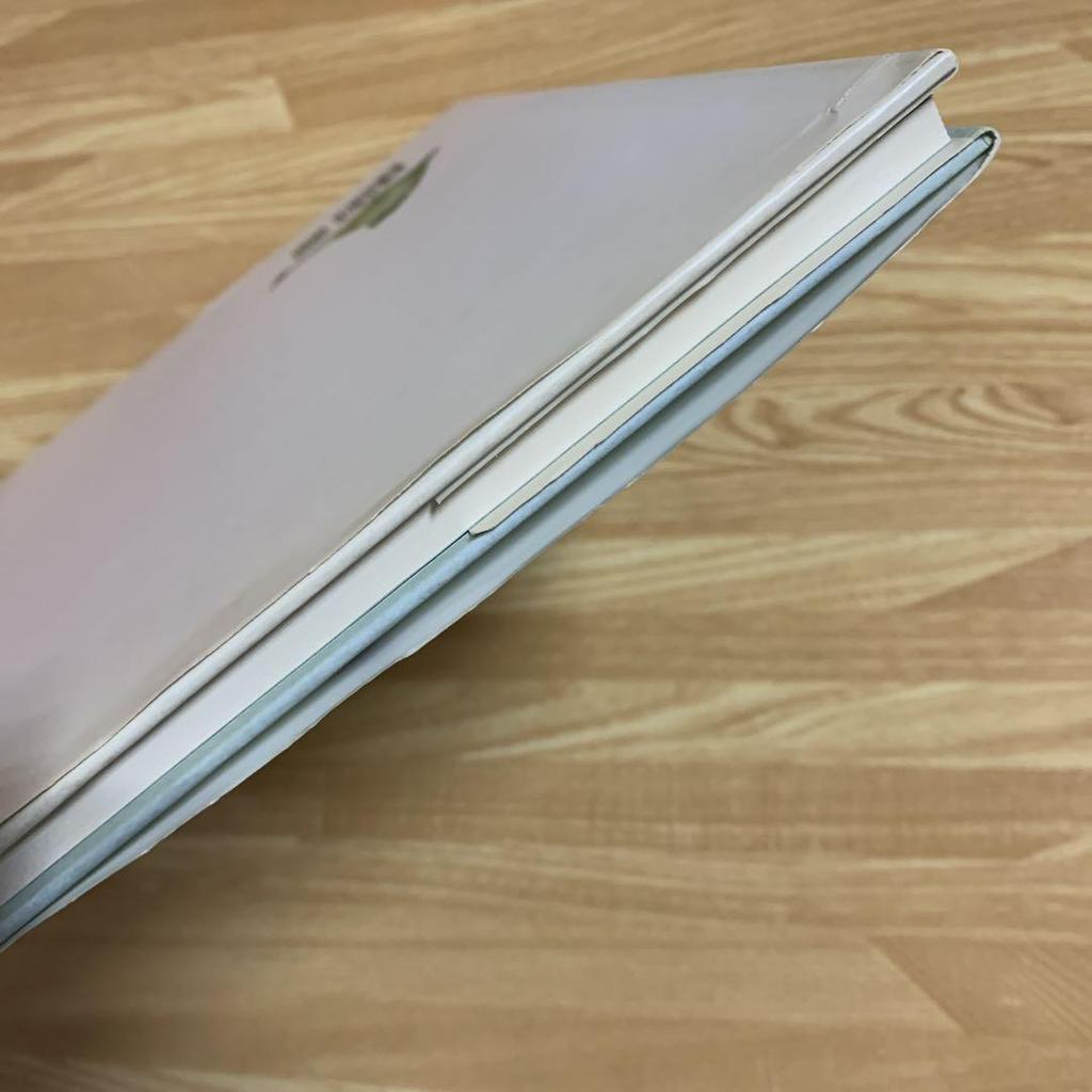 [Б/У] Алиса в Стране чудес Алиса в Стране чудес Книга на английском языке