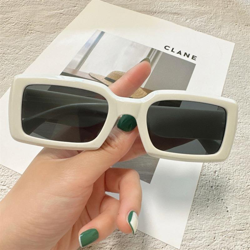 New Small Rectangular Women's Sunglasses Women Vintage Sun Glasses Fashion Outdoor Street Photo Glasses UV400 Eyewear