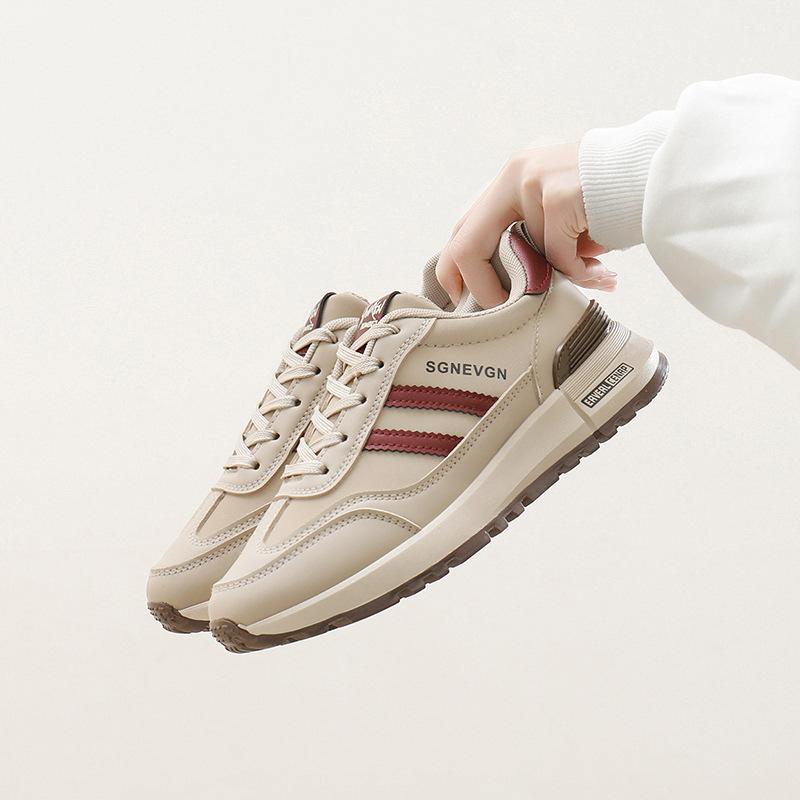 Новая обувь женская 2025 лето беговые спортивные кроссовки женские толстая подошва увеличение роста повседневная платформа женская дизайнерская обувь