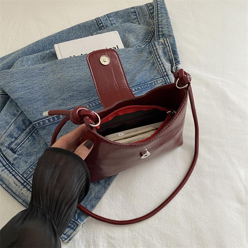 Trendy New Design Bow Armpit Handbag Solid Color PU Leather Bowknot Underarm Bag Sweet Women's Crossbody Bag CLE