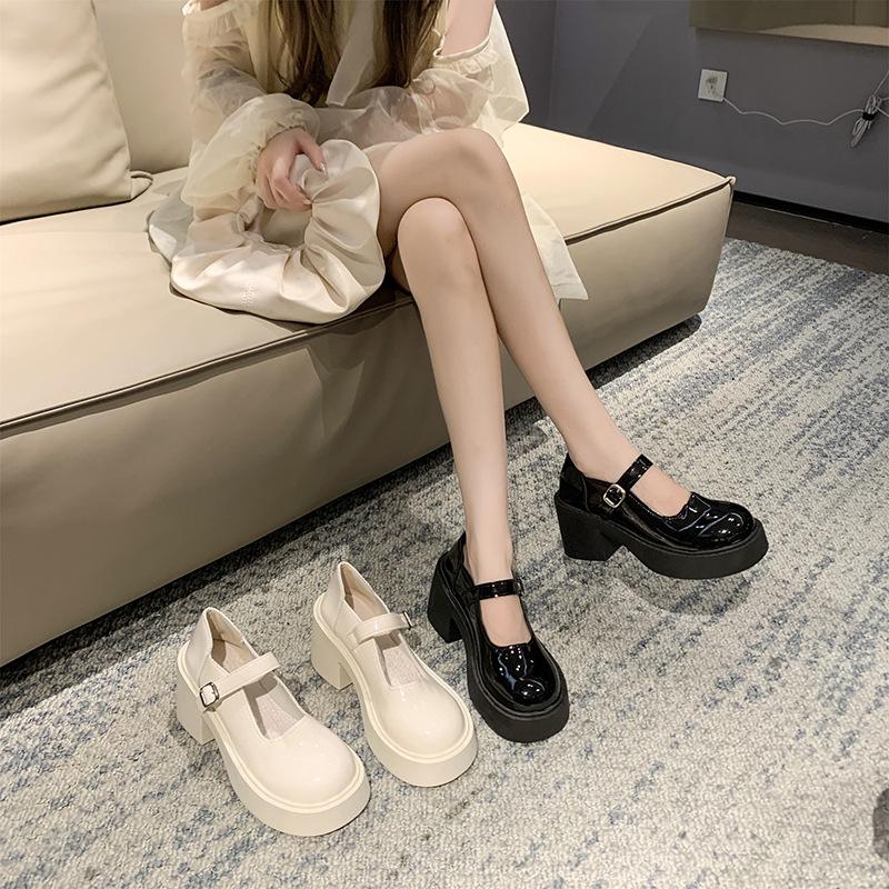 Туфли Мэри Джейн на осень и зиму 2025 года, новая круглая толстая подошва с маленькими кожаными ботинками, легкие одинарные туфли, универсальные туфли на высоком каблуке