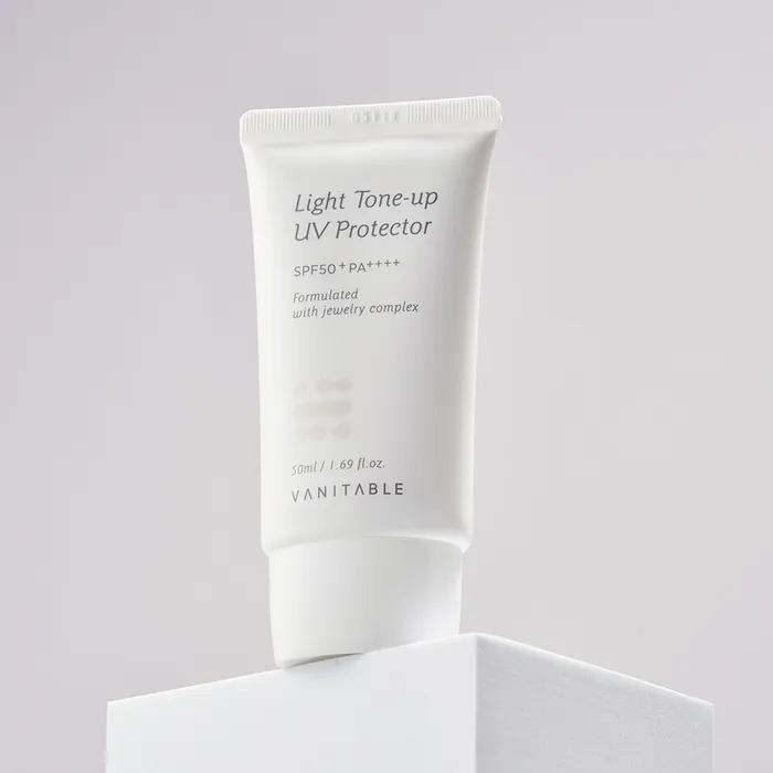 Light Tone Up UV Protector SPF50+ (50ml)