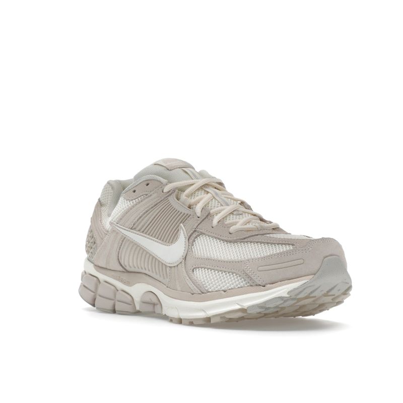Nike Air Zoom Vomero 5 Light Orewood Brown Men Sneakers Cream HF1553-100